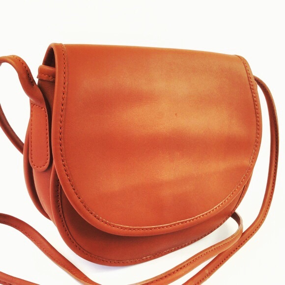 Sports Coach Handbags - *SOLD* SportsCoach Tan Crossbody Saddlebag Cowhide